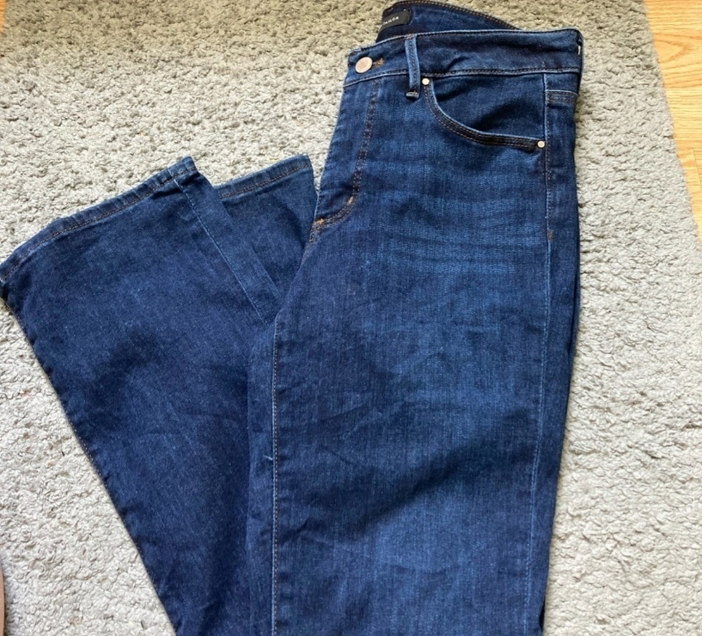 Ann Taylor Curvy Fit Slim Bootcut Jeans Dark Wash Size 6